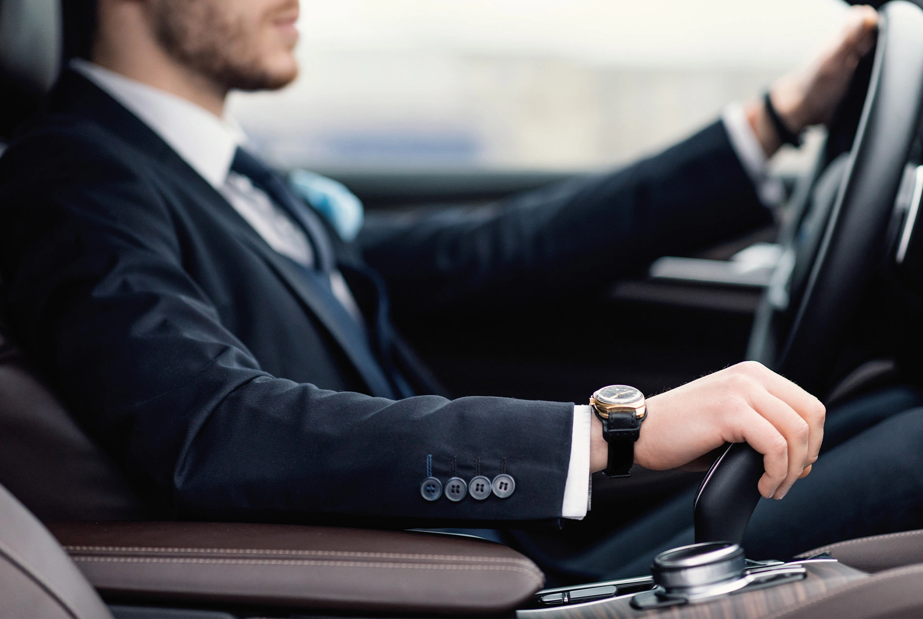 Europe Rental Car - Servizio noleggio con conducente NCC - un autista alla guida dell'auto