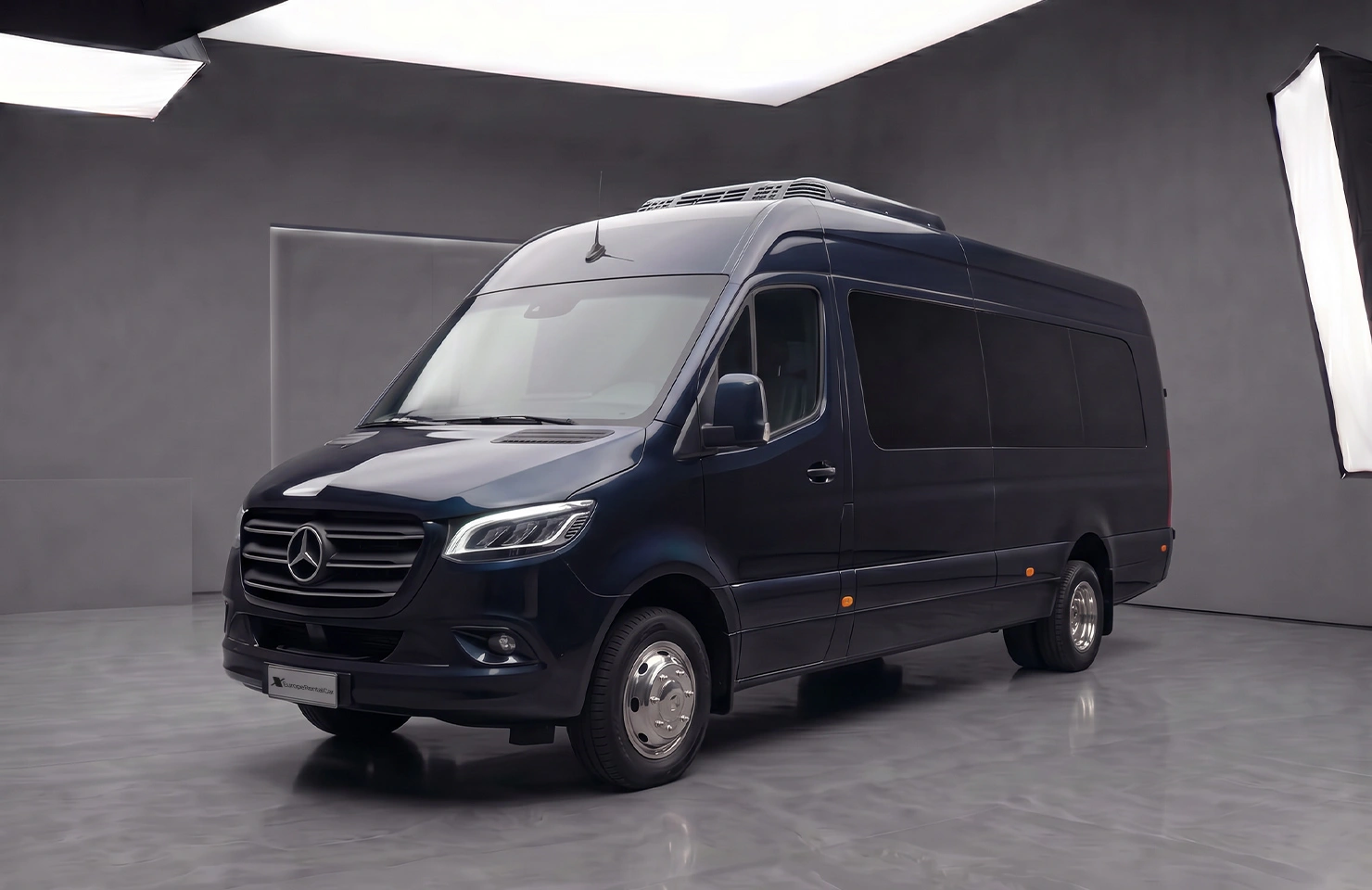 EUROPE RENTAL CAR - NCC Noleggio con conducente - Mercedes-Benz Sprinter VIP