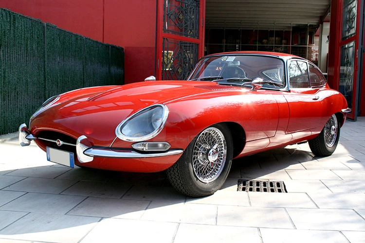 EUROPE RENTAL CAR - Noleggio senza conducente - auto d'epoca - Jaguar E-Type 3.8 S1 FHC