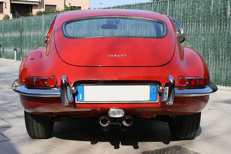 EUROPE RENTAL CAR - Noleggio senza conducente - auto d'epoca - Jaguar E-Type 3.8 S1 FHC