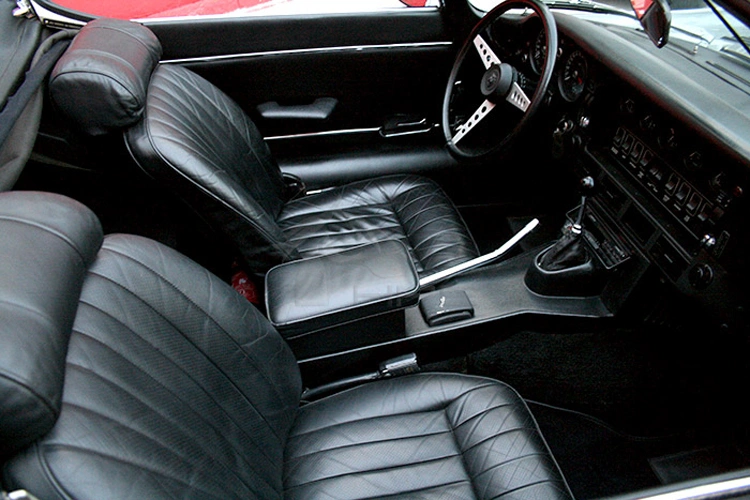 EUROPE RENTAL CAR - Noleggio senza conducente - auto d'epoca - Jaguar E-Type 5.3 OTS