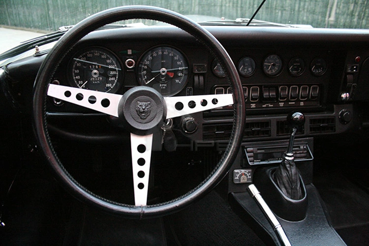 EUROPE RENTAL CAR - Noleggio senza conducente - auto d'epoca - Jaguar E-Type 5.3 OTS