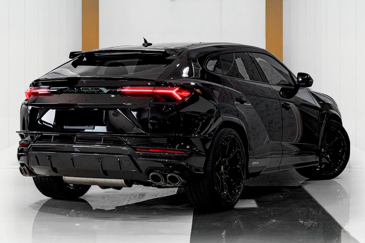 EUROPE RENTAL CAR - Noleggio senza conducente - auto sportive - Lamborghini Urus